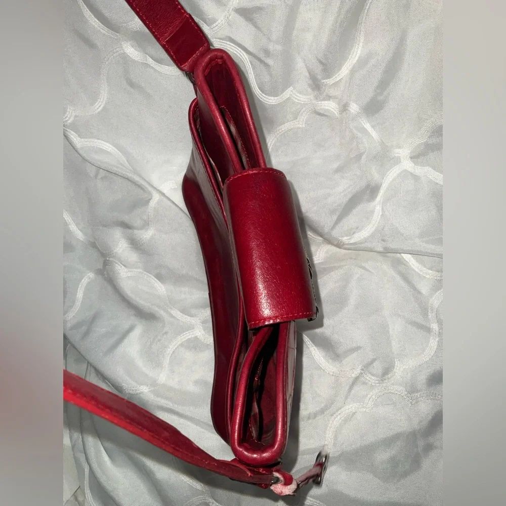 Vintage Brighton embossed crocodile red leather shoulder bag